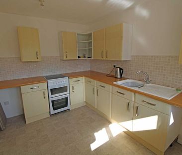 2 bedroom detached bungalow to rent - Photo 3