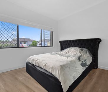 3 bedroom Family Home - Photo 4