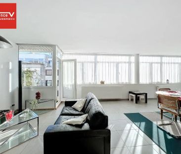 Ruim en lichtrijk GEMEUBILEERD 2-slkr appartement (117m²)gelegen op... - Foto 2