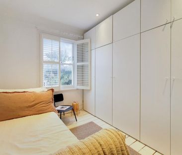 3 bedroom terraced house to rent - Photo 5