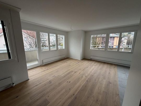 Frisch renoviert und stilvoll umgestaltet - 1. Nettomiete geschenkt! - Foto 1