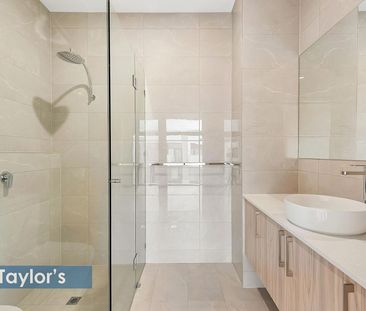 STYLISH BRAND-NEW HOME OFFERING MODERN COMFORT & EASY LIVING - Photo 5