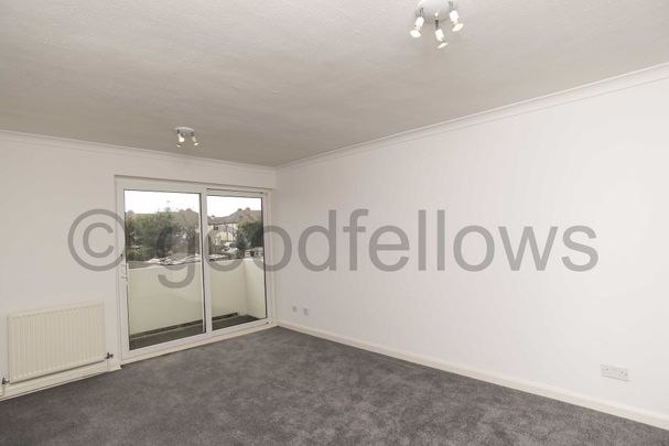 2 bedroom flat to rent, - Photo 1