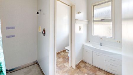 West End - 1 bedroom - Photo 3