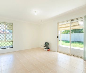Spacious 4-bedroom home in prime warnbro location. - Photo 1