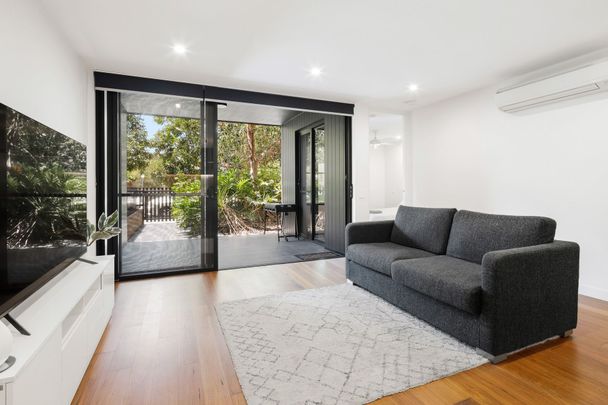 Stylish Unit in The Heart of Indooroopilly - Photo 1