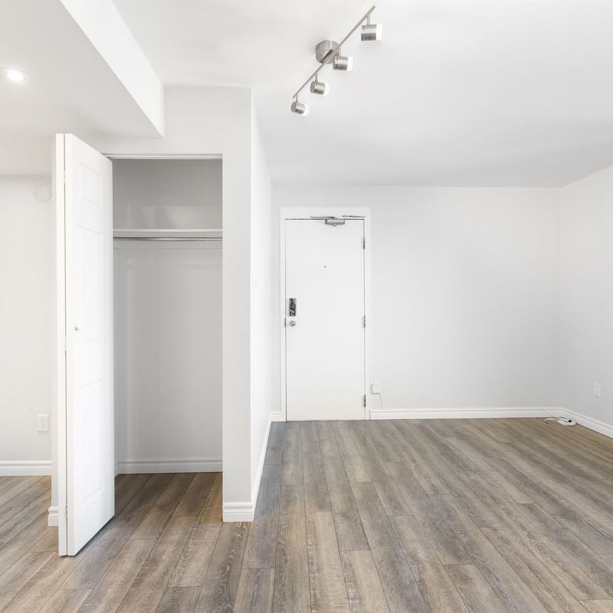 For Lease - 1250 King Street Unit# 30, Toronto, Ontario - Photo 1