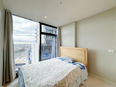6 months lease ONLY until 31/12/2026 - Spacious 3BED 2BATH Apartment in the Heart of Melbourne CBD for rent - Photo 4