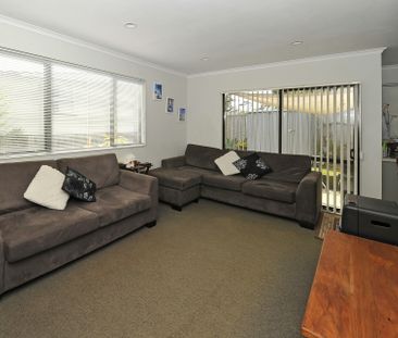 What a Honey - Photo 3