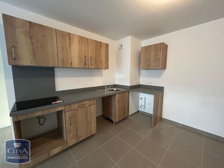 Location Appartement 3 pièces 60m² PORT DE BOUC 13110 - Photo 3