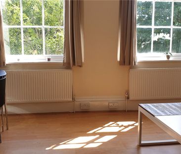 4 bedroom apartment to rent - Photo 2