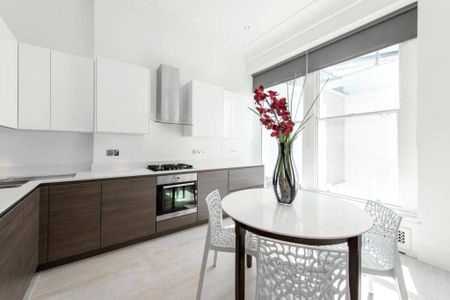 Beautiful Apartment Arranged Over Two Floors Close To Hyde Park - Photo 4