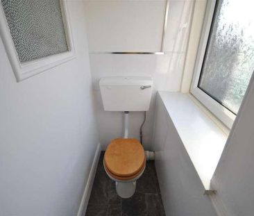 Campbell Street, Queensbury, BD13 - Photo 1