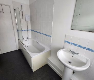 Market Street, Stourbridge - Photo 2