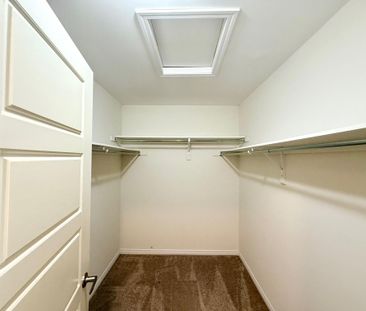 For Lease - 8612 Chickory Trail, Niagara Falls, Ontario - Photo 2