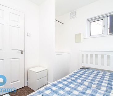 4 bed Semi-Detached House for Rent - Photo 3