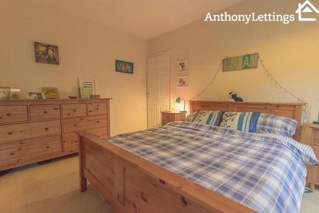 2 bedroom maisonette to rent - Photo 3