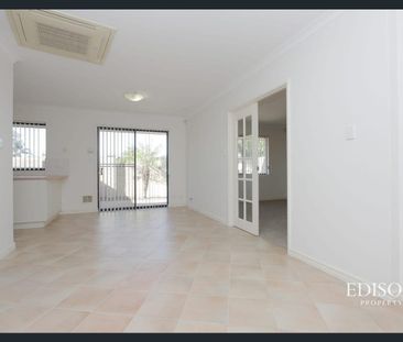 Quiet Double-Brick Villa in a Convenient Yokine Location - Photo 1