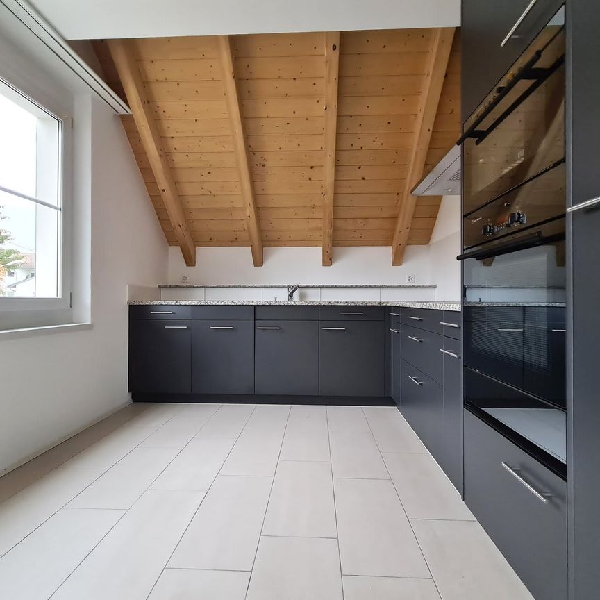 6 Zimmer, 206 m², 2. Stock - Photo 1