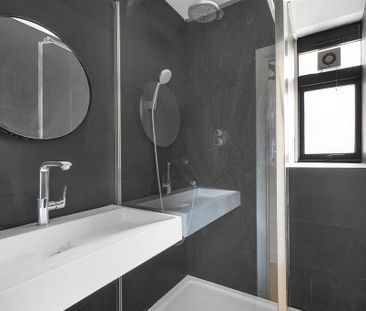 4 bedroom flat to rent - Photo 4