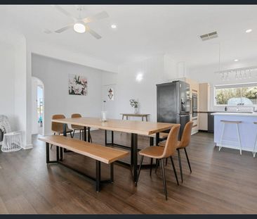 PEACEFUL COASTAL LIVING - Photo 4