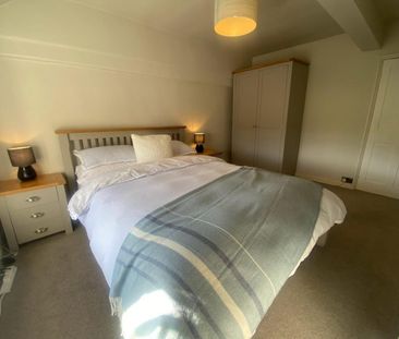 3 bedroom House To Let - Photo 4