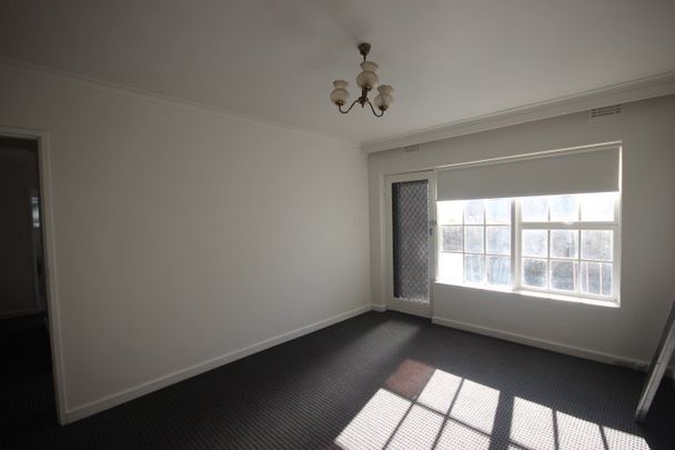 YOUR GROUND FLOOR HAVEN - Photo 1