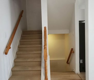 For Lease - 180 CLARIDGE Drive, Barrhaven, Ontario - Photo 1