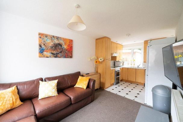 5 bedroom house share to rent - Photo 1