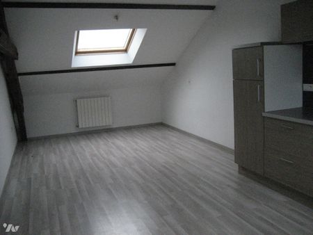 F3 - 11 avenue Jean Jaurès CHALON SUR SAONE - Photo 2