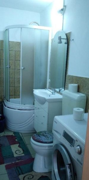 Inchiriere garsoniera zona Aradului - Fotografie 2