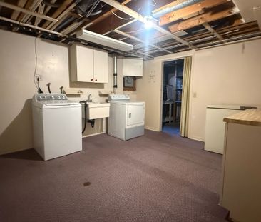 For Lease - 2098 Fillmore Crescent, Beacon Hill North - South and A... - Photo 4