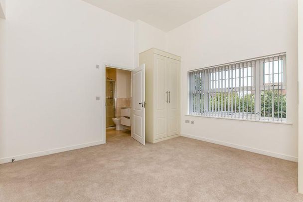 5 bedroom detached house to rent - Photo 1