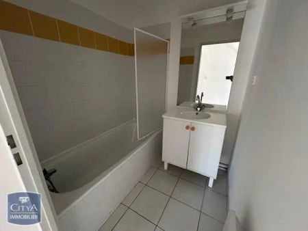 Appartement à louer 3 pièces 49.99m² - Photo 2