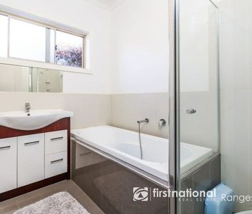 Spacious Modern Living - Photo 5