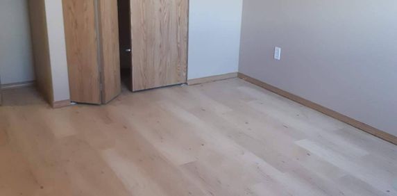 Parkdale Terrace - Photo 2