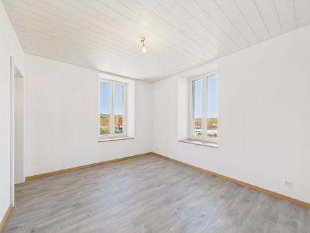 Appartement lumineux et entièrement rénové avec cheminée de 4.5 pièces à Châtillens (Oron) charme, confort et modernité au cSur de la campagne vaudoise - Photo 5