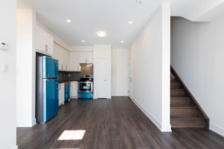 For Lease - 7 Phelps Lane Unit# 15, Richmond Hill, Ontario - Photo 5