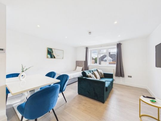 Desford Way, Ashford, Surrey,TW15 - Photo 1