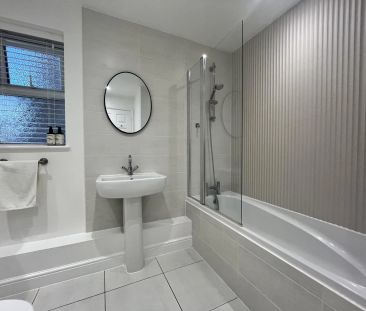 Hudson Close - Photo 1