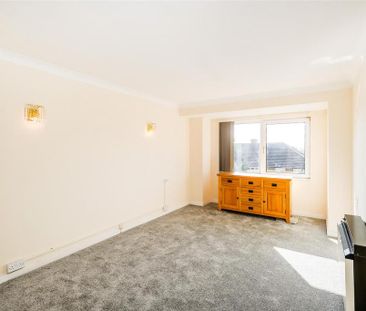 1 bedroom retirement property to rent - Photo 4