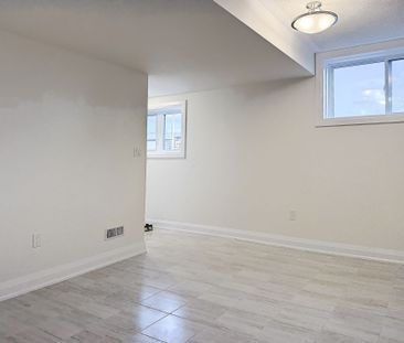 For Lease - 347 Canada Plum Street Unit# Lower, Waterloo, Ontario - Photo 3