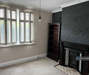 3 bedroom terraced house to rent - Photo 3