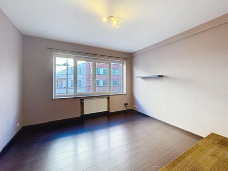 Appartement une chambre + balcon terrasse à Schaerbeek quartier Diamant - Foto 4