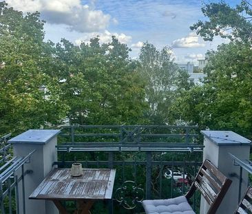 Zentrale, lichtdurchflutete vollmöblierte 2-Zimmerwohnung, Kudamm - Photo 1