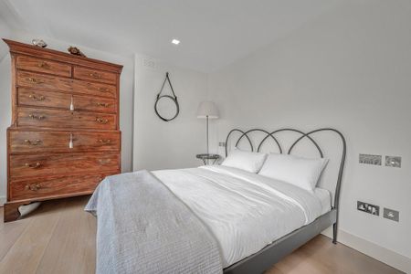 3 bedroom flat to rent - Photo 4