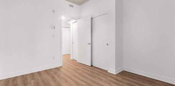 3 1/2 TOUT-INCLUS - MONTREAL QUARTIER DES SPECTACLES - Photo 2