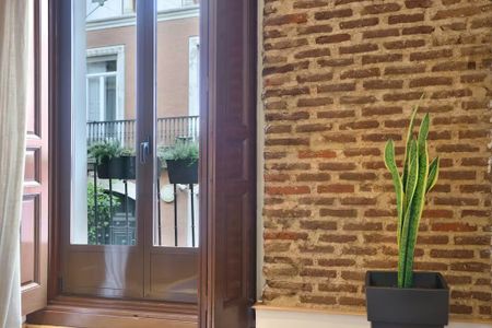 Calle de San Mateo, Madrid, Community of Madrid 28004 - Photo 2