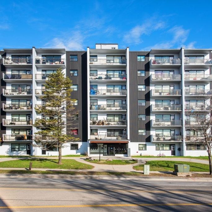 Bloor Street Apartments - Photo 1