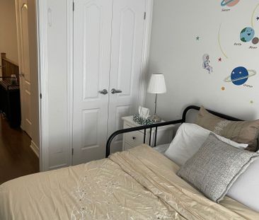 For Lease - 3038 Postridge Drive, Oakville, Ontario - Photo 3